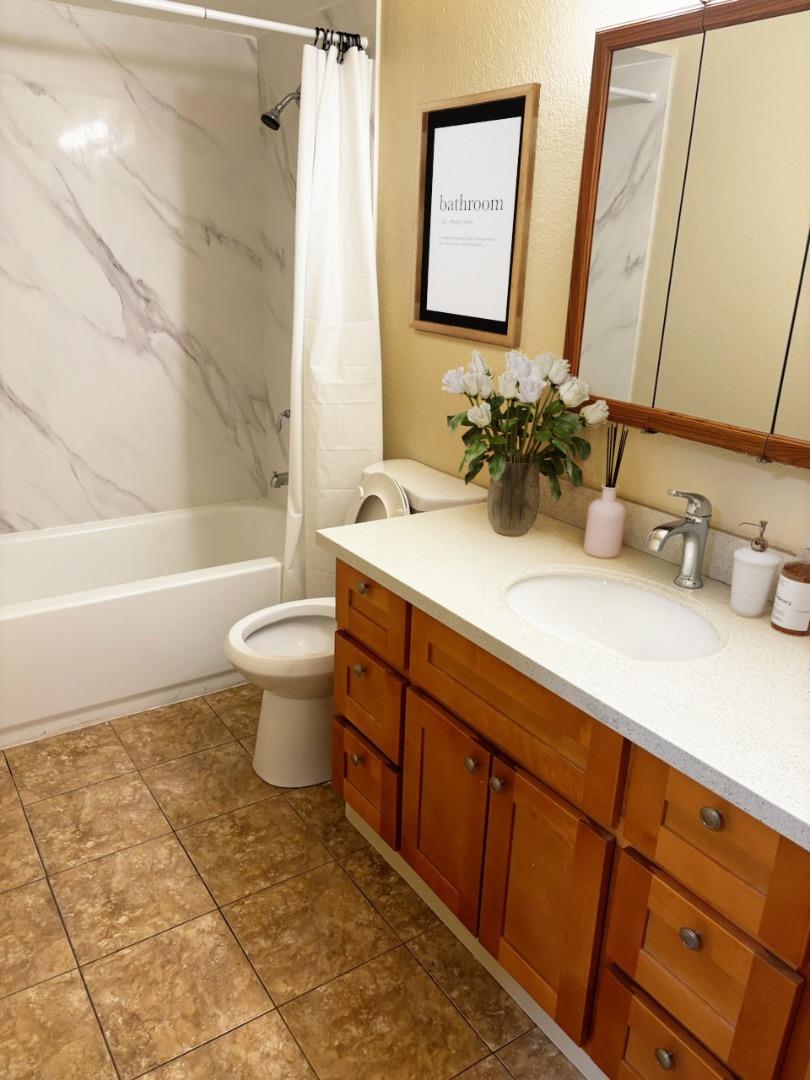 Detail Gallery Image 7 of 9 For 5559 Russo Dr, San Jose,  CA 95118 - 1 Beds | 1 Baths