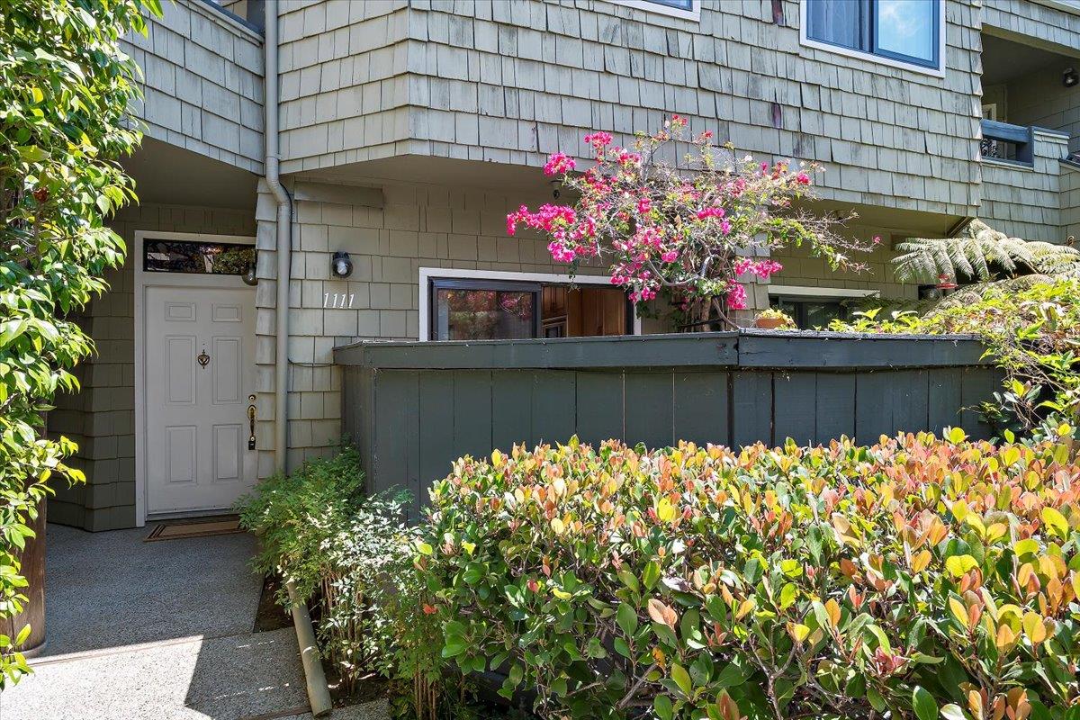 Detail Gallery Image 24 of 36 For 1111 Shoreline Dr, San Mateo,  CA 94404 - 2 Beds | 2/1 Baths