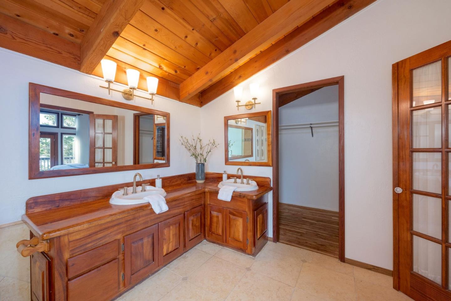 Detail Gallery Image 35 of 46 For 1163 Columbus St, El Granada,  CA 94018 - 4 Beds | 3 Baths