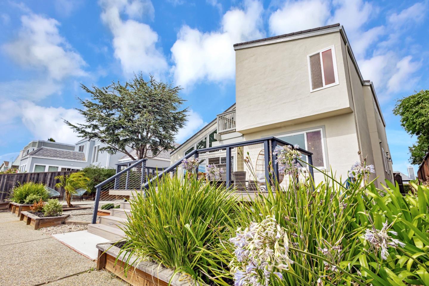 Detail Gallery Image 42 of 59 For 221 Shearwater Isle, Foster City,  CA 94404 - 4 Beds | 3 Baths