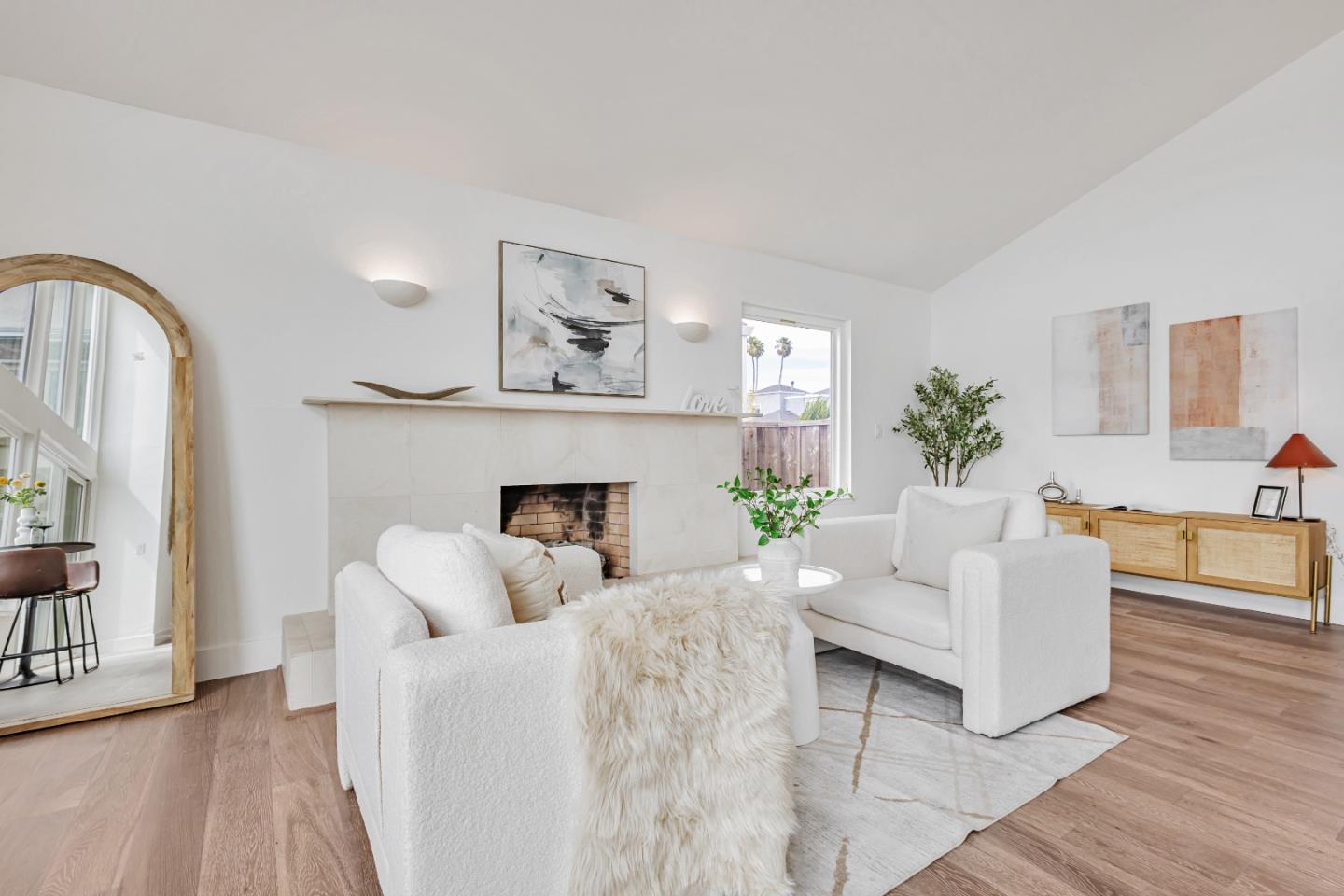 Detail Gallery Image 5 of 59 For 221 Shearwater Isle, Foster City,  CA 94404 - 4 Beds | 3 Baths