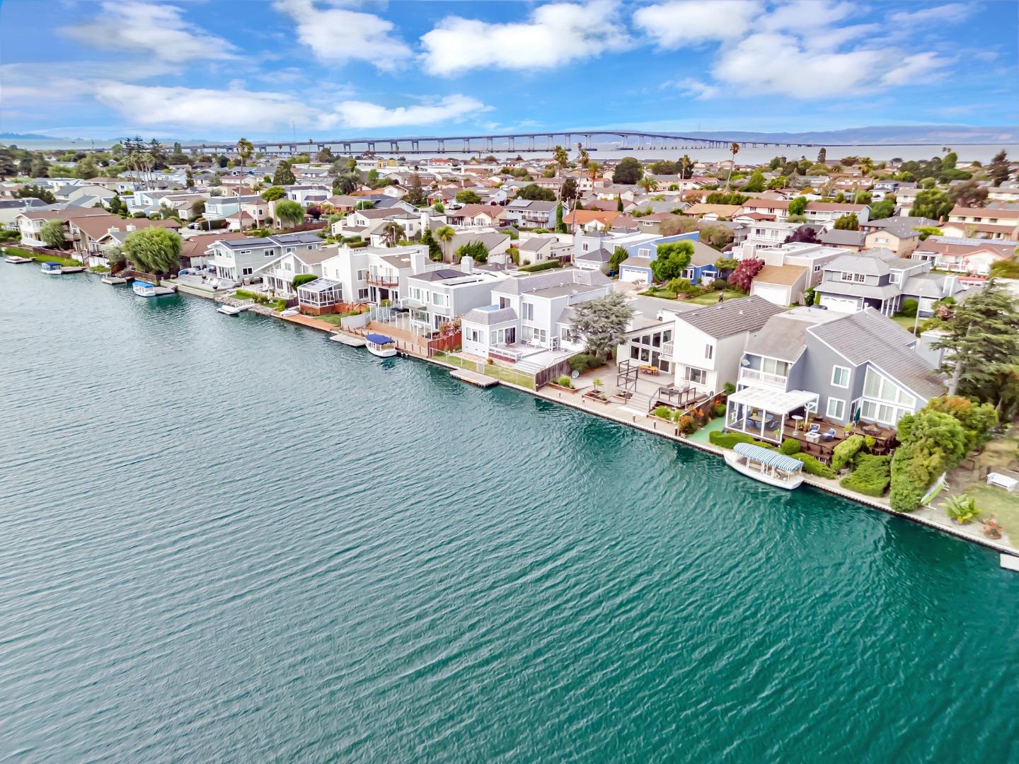 Detail Gallery Image 50 of 59 For 221 Shearwater Isle, Foster City,  CA 94404 - 4 Beds | 3 Baths