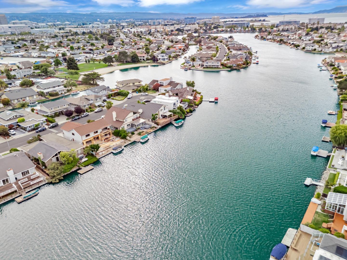 Detail Gallery Image 55 of 59 For 221 Shearwater Isle, Foster City,  CA 94404 - 4 Beds | 3 Baths