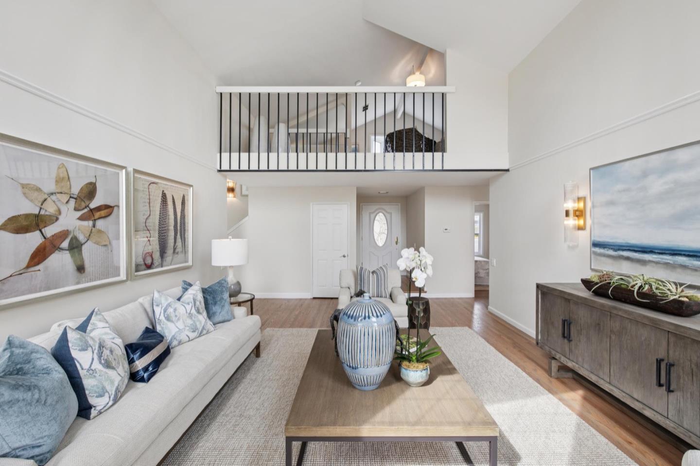 Detail Gallery Image 10 of 79 For 561 Anchor Cir, Redwood City,  CA 94065 - 3 Beds | 2 Baths