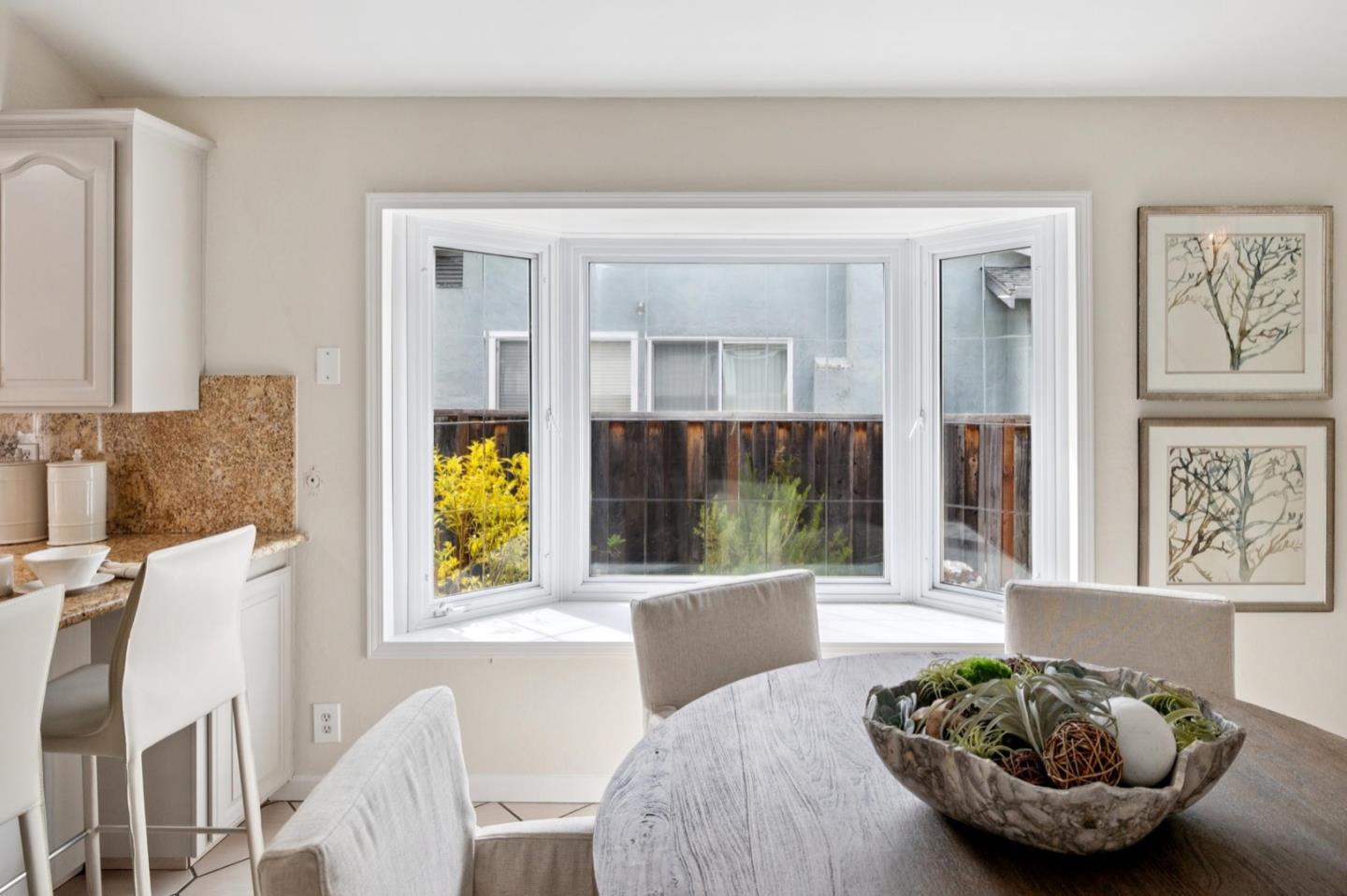 Detail Gallery Image 23 of 79 For 561 Anchor Cir, Redwood City,  CA 94065 - 3 Beds | 2 Baths