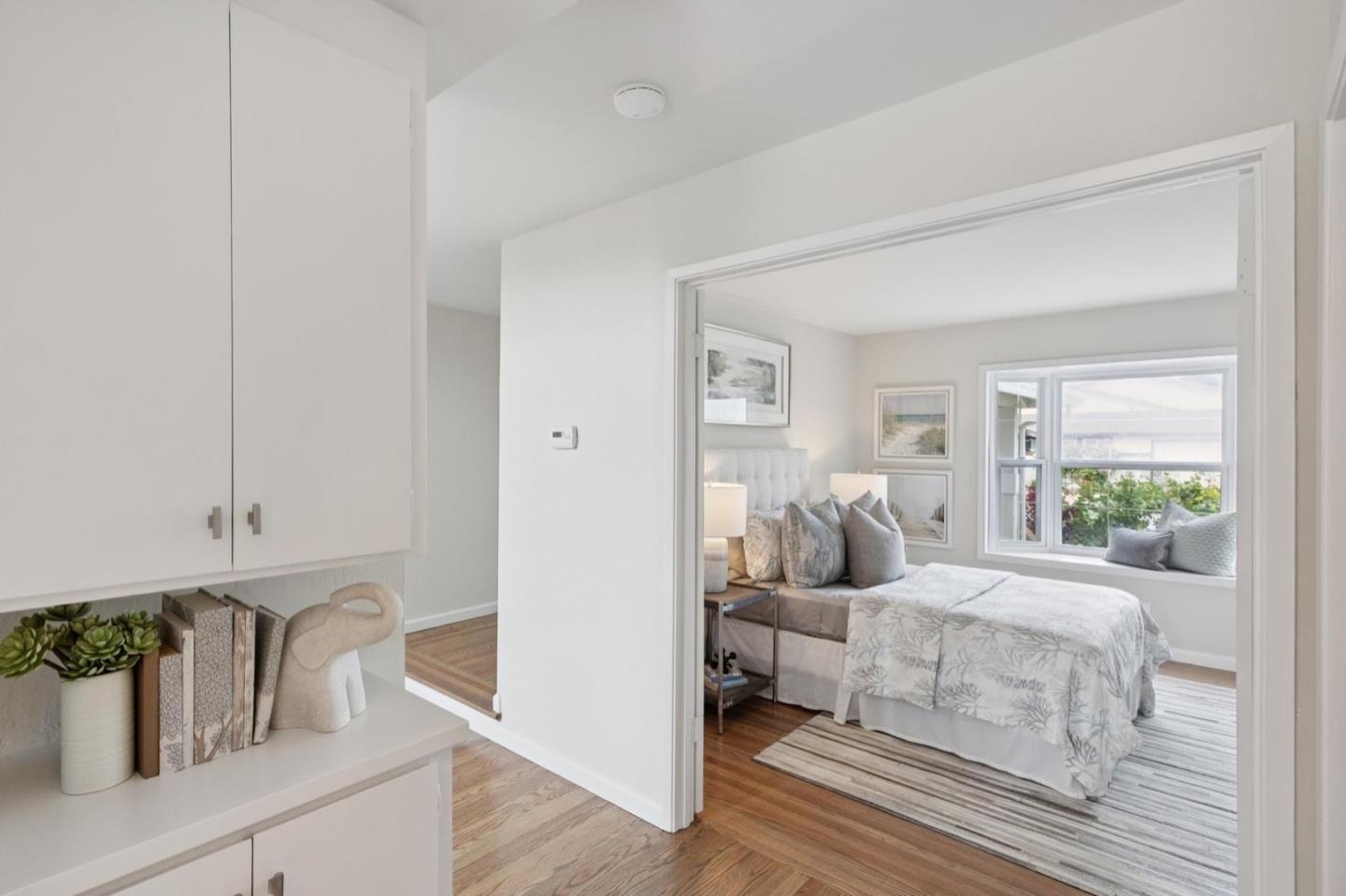 Detail Gallery Image 34 of 79 For 561 Anchor Cir, Redwood City,  CA 94065 - 3 Beds | 2 Baths