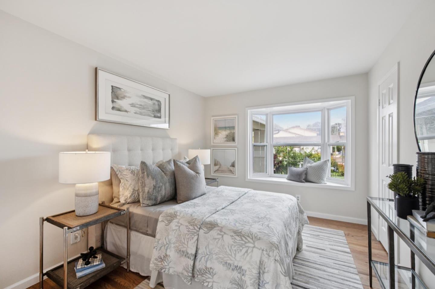 Detail Gallery Image 35 of 79 For 561 Anchor Cir, Redwood City,  CA 94065 - 3 Beds | 2 Baths