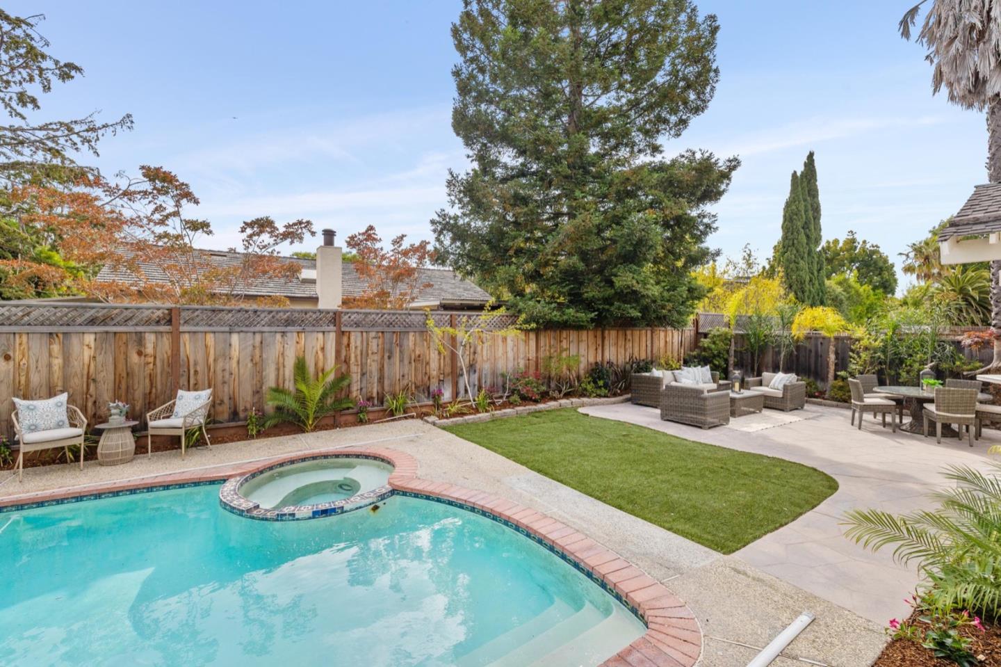 Detail Gallery Image 57 of 79 For 561 Anchor Cir, Redwood City,  CA 94065 - 3 Beds | 2 Baths