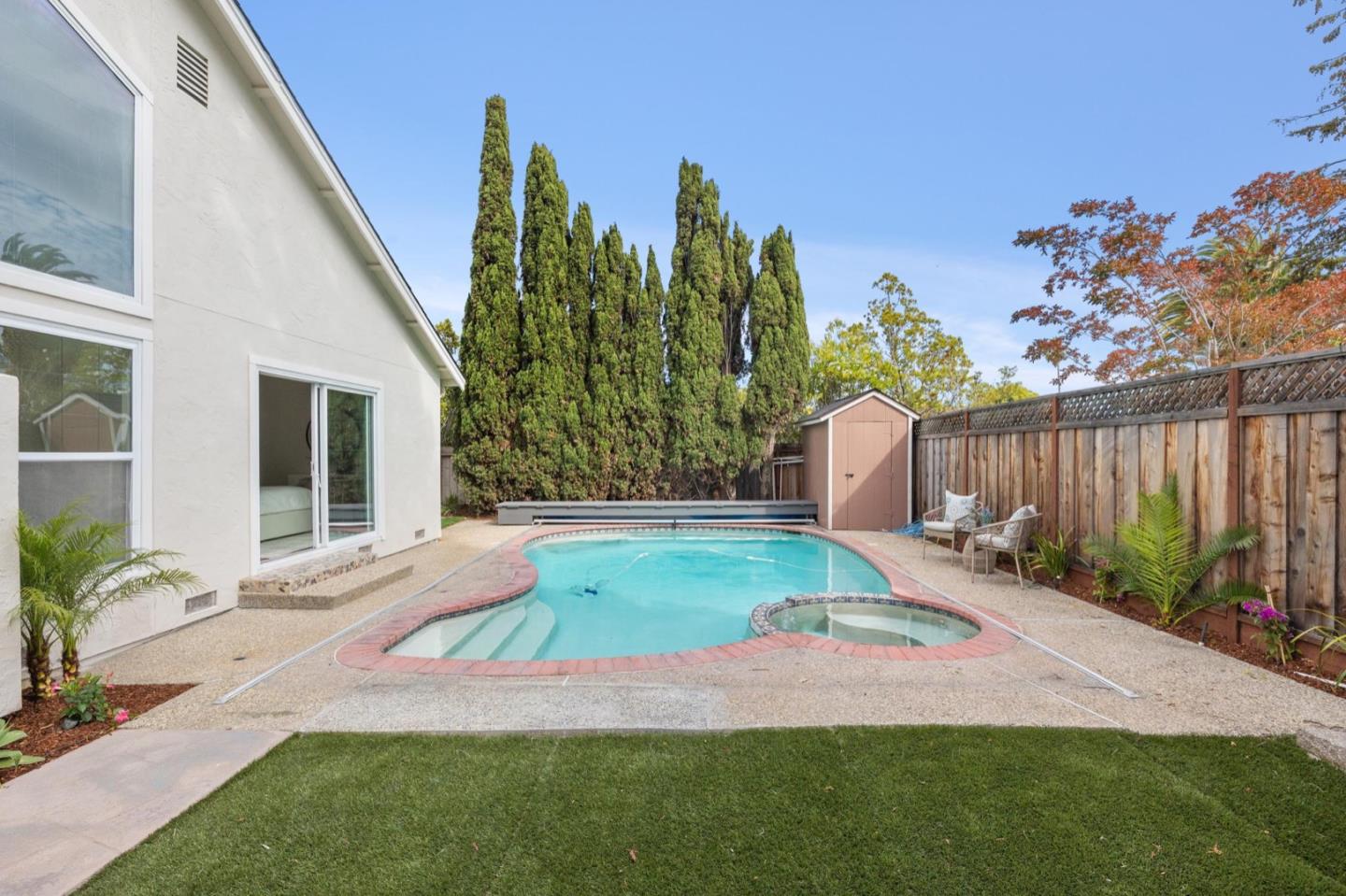 Detail Gallery Image 62 of 79 For 561 Anchor Cir, Redwood City,  CA 94065 - 3 Beds | 2 Baths