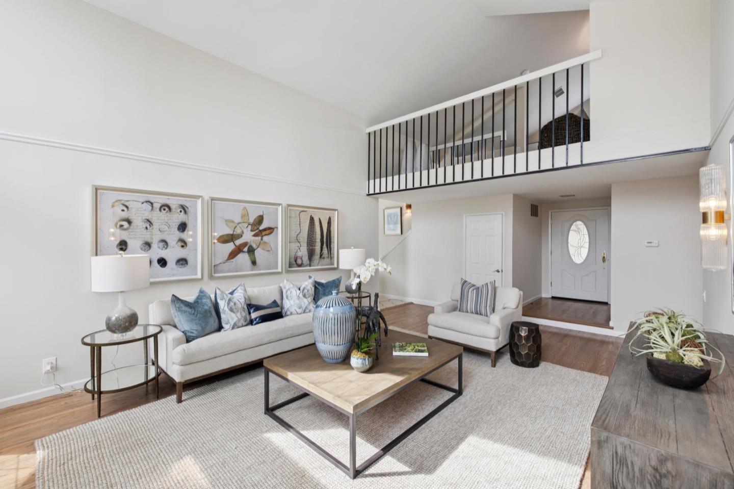 Detail Gallery Image 9 of 79 For 561 Anchor Cir, Redwood City,  CA 94065 - 3 Beds | 2 Baths