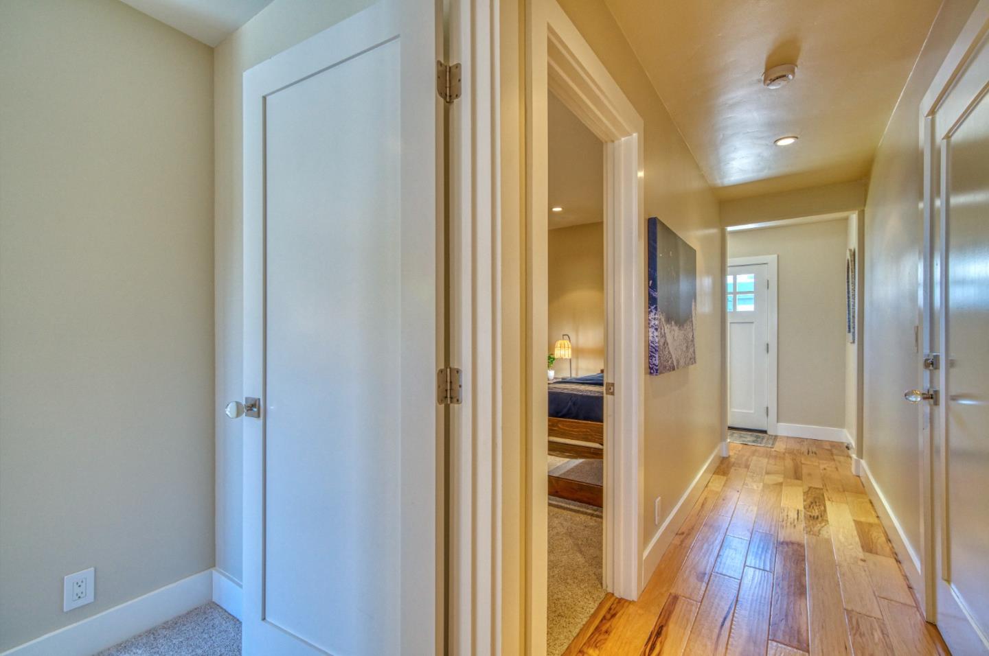 Detail Gallery Image 26 of 56 For 41 6th Ave, Santa Cruz,  CA 95062 - 3 Beds | 2 Baths