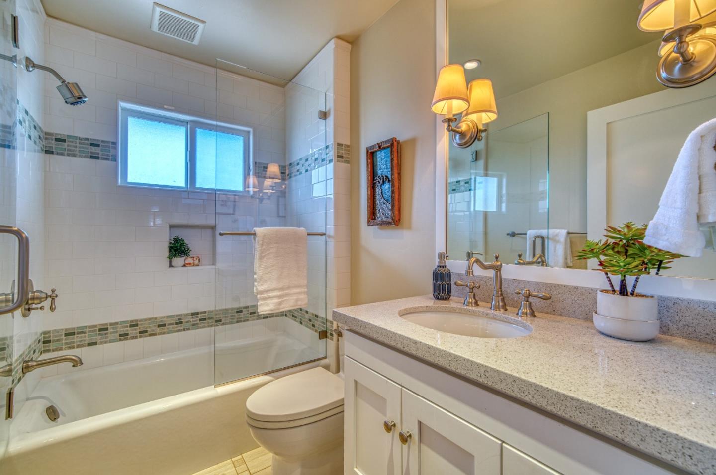 Detail Gallery Image 31 of 56 For 41 6th Ave, Santa Cruz,  CA 95062 - 3 Beds | 2 Baths