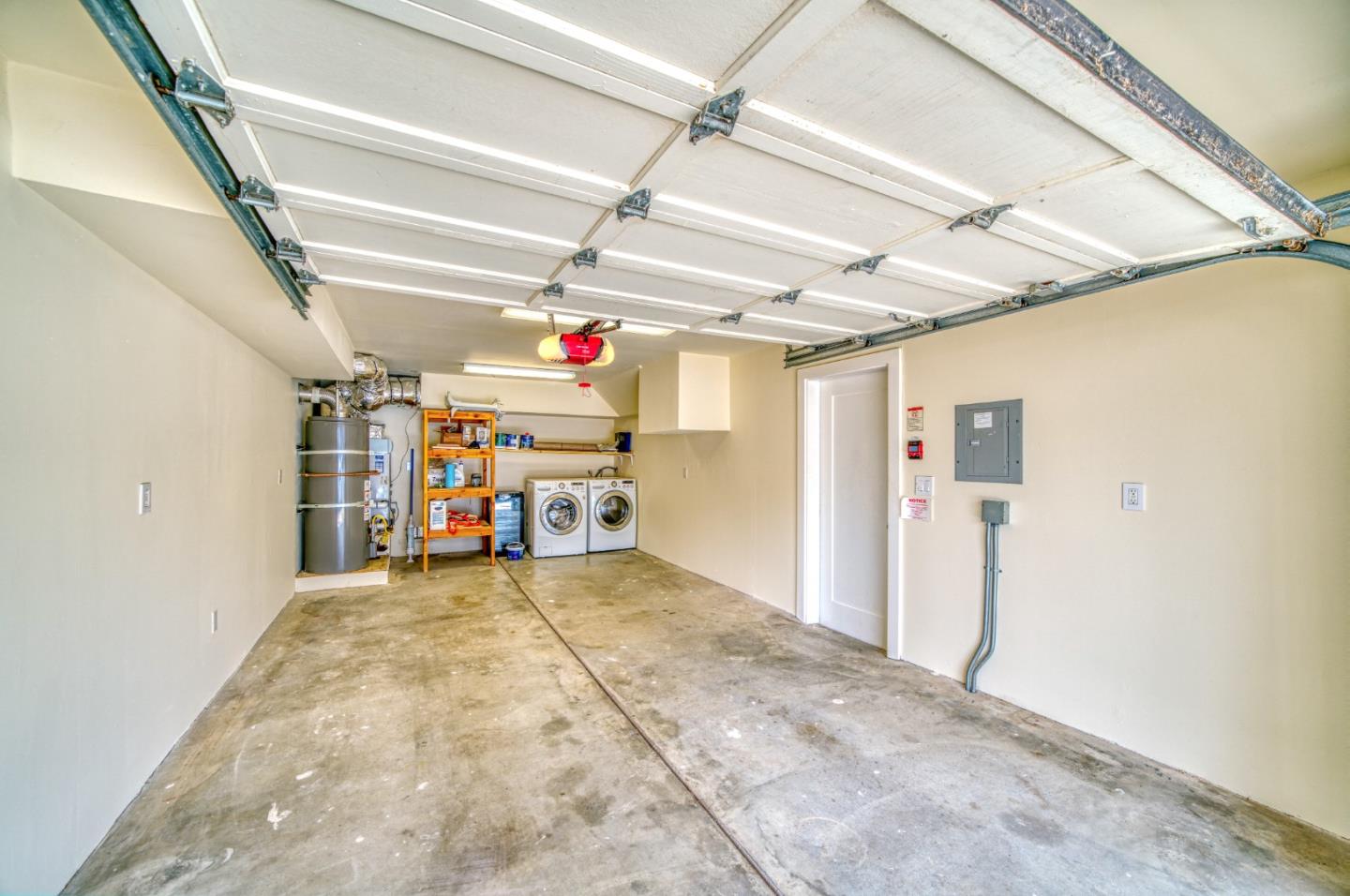 Detail Gallery Image 34 of 56 For 41 6th Ave, Santa Cruz,  CA 95062 - 3 Beds | 2 Baths