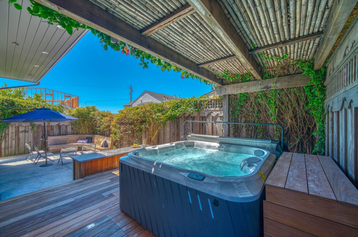 Detail Gallery Image 36 of 56 For 41 6th Ave, Santa Cruz,  CA 95062 - 3 Beds | 2 Baths