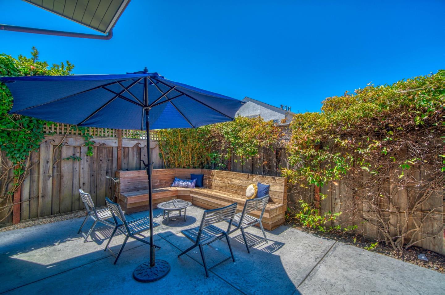 Detail Gallery Image 39 of 56 For 41 6th Ave, Santa Cruz,  CA 95062 - 3 Beds | 2 Baths