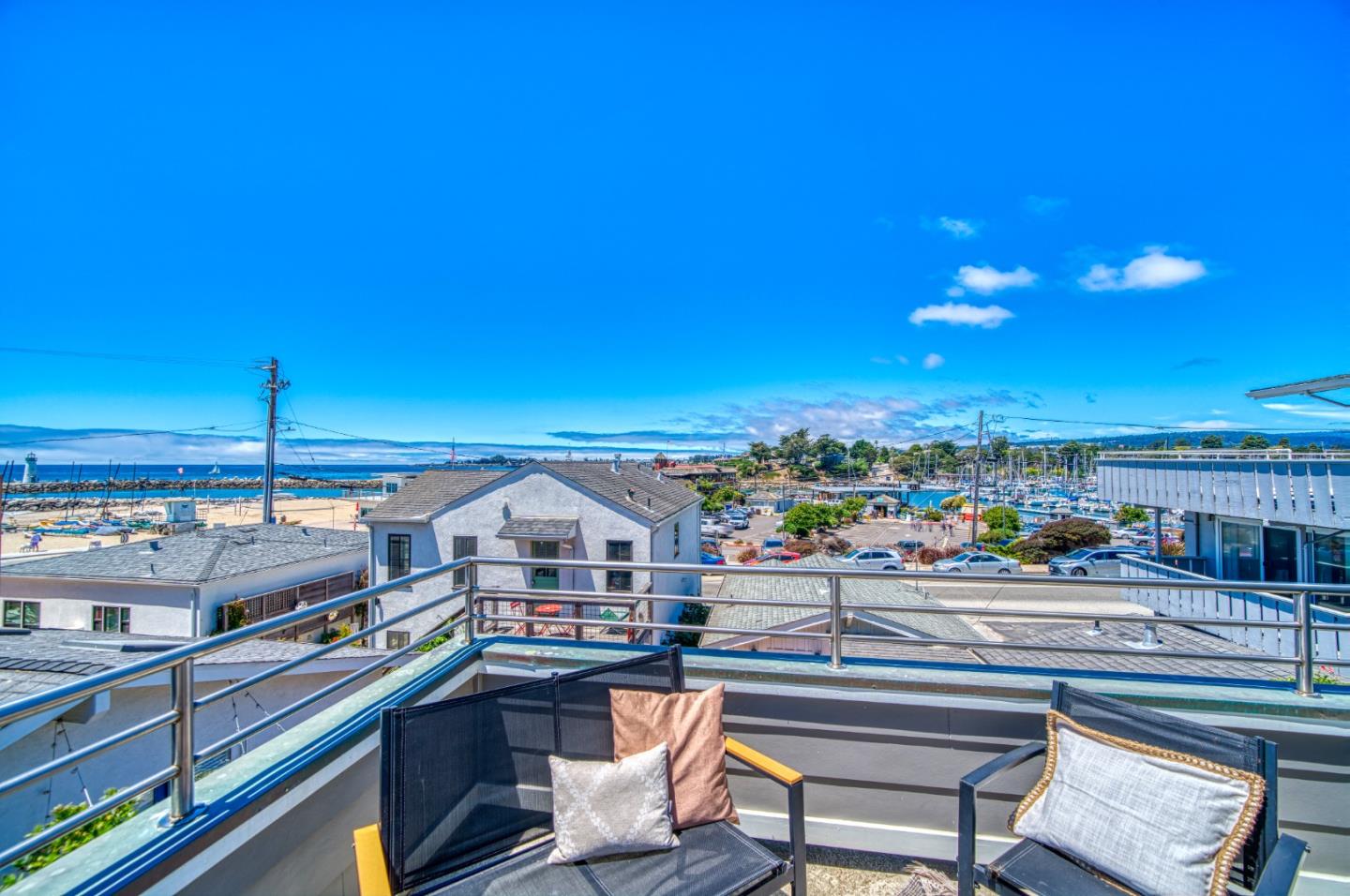 Detail Gallery Image 44 of 56 For 41 6th Ave, Santa Cruz,  CA 95062 - 3 Beds | 2 Baths