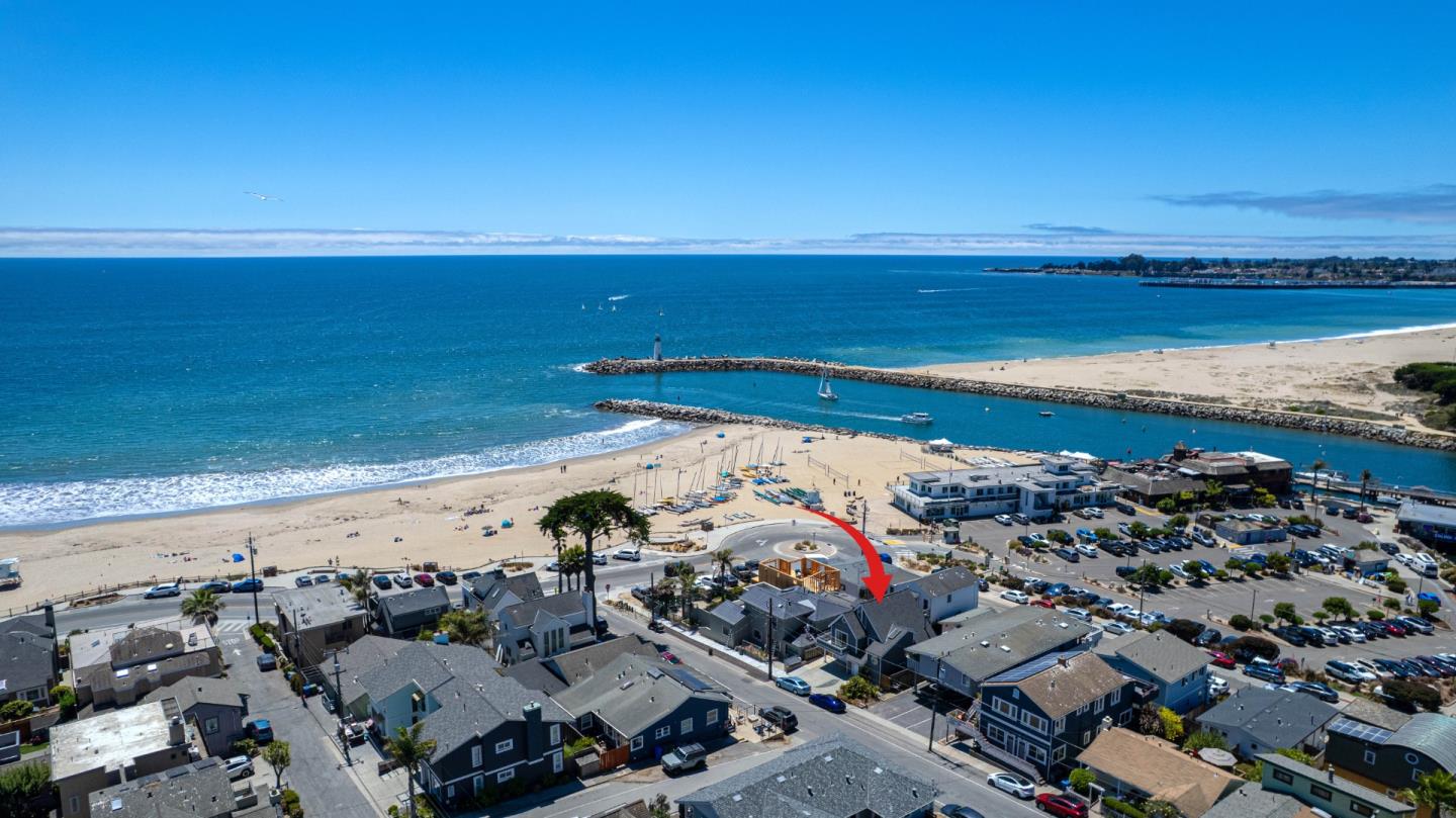 Detail Gallery Image 53 of 56 For 41 6th Ave, Santa Cruz,  CA 95062 - 3 Beds | 2 Baths