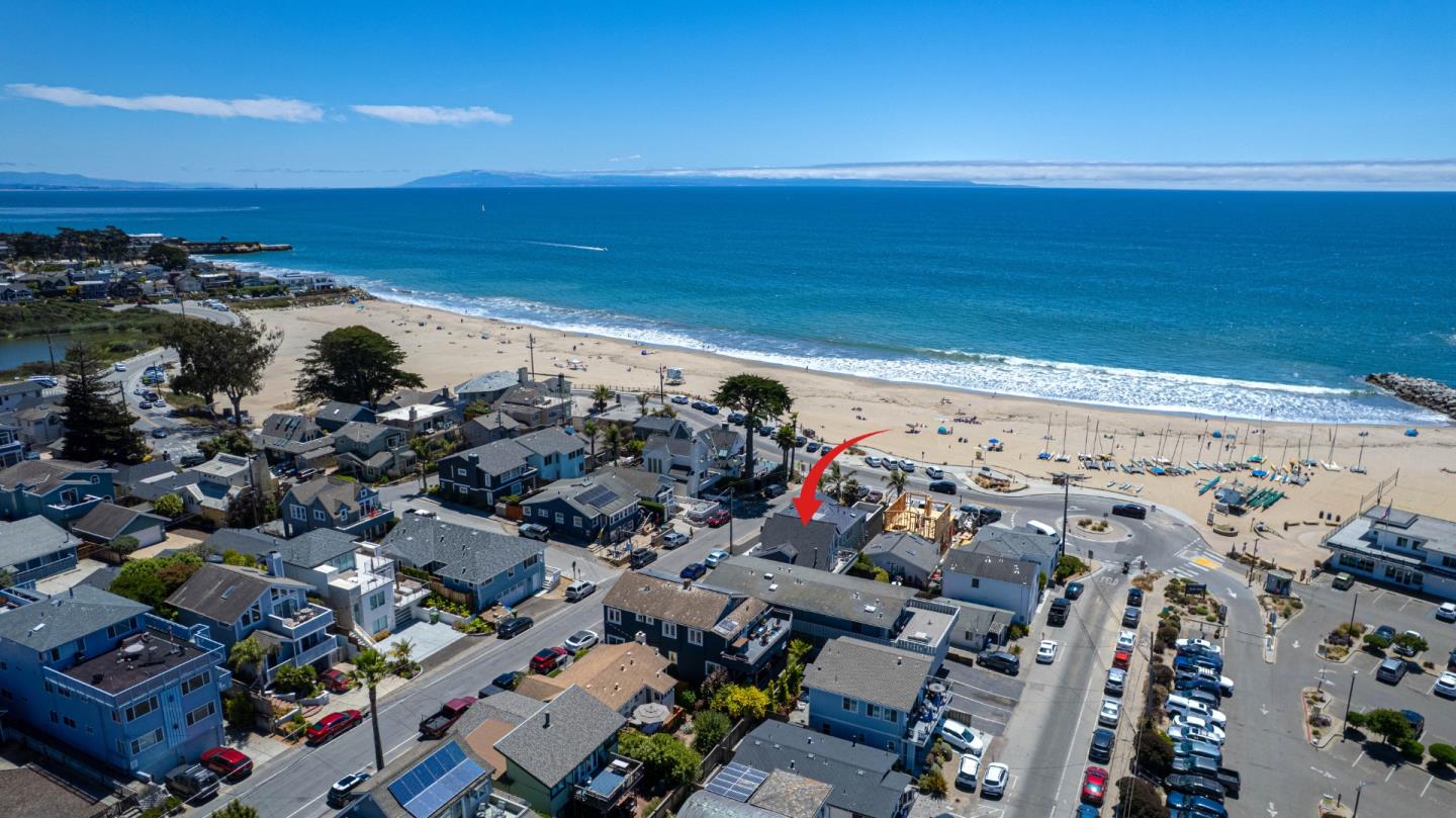 Detail Gallery Image 54 of 56 For 41 6th Ave, Santa Cruz,  CA 95062 - 3 Beds | 2 Baths