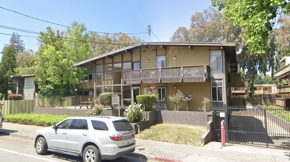 Detail Gallery Image 4 of 11 For 25 Newell Rd, East Palo Alto,  CA 94303 - – Beds | – Baths