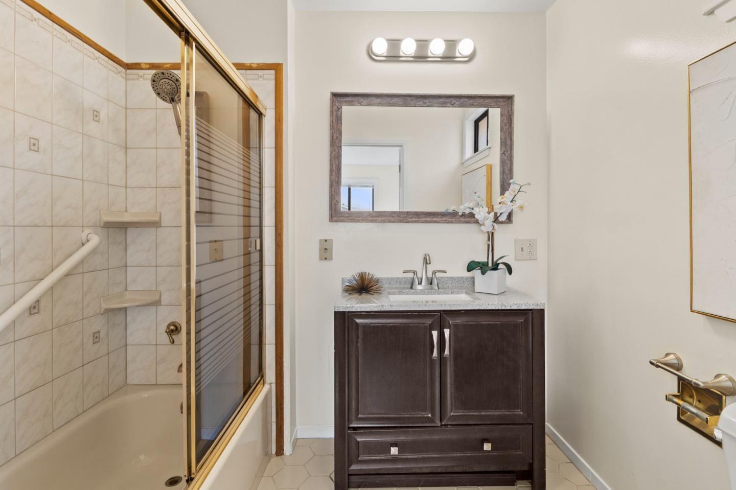 Detail Gallery Image 18 of 43 For 263 San Fernando Way, Daly City,  CA 94015 - 4 Beds | 3 Baths
