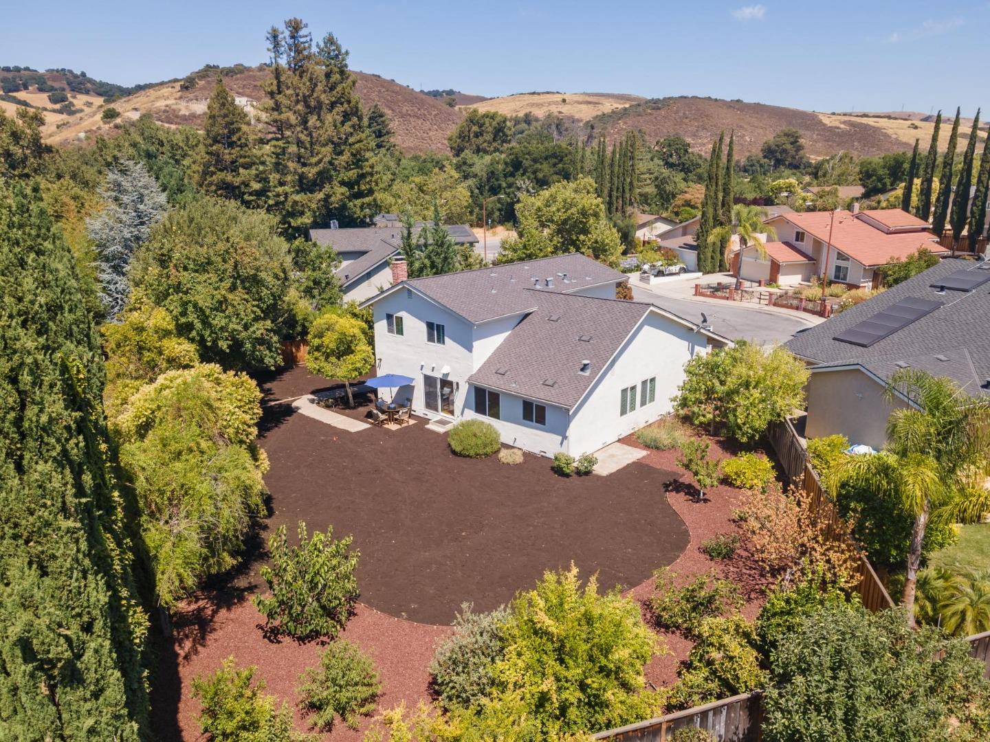 Detail Gallery Image 42 of 45 For 733 Grimswood Ct, San Jose,  CA 95120 - 5 Beds | 3 Baths