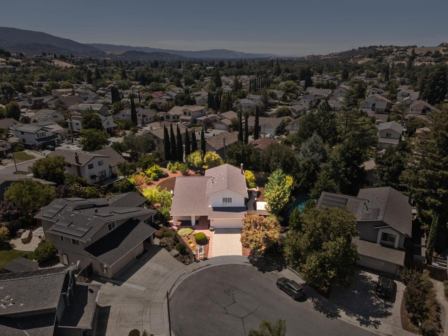 Detail Gallery Image 44 of 45 For 733 Grimswood Ct, San Jose,  CA 95120 - 5 Beds | 3 Baths