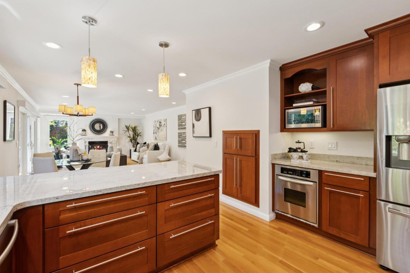 Detail Gallery Image 16 of 82 For 256 Marchmont Ct, Los Gatos,  CA 95032 - 5 Beds | 3/1 Baths
