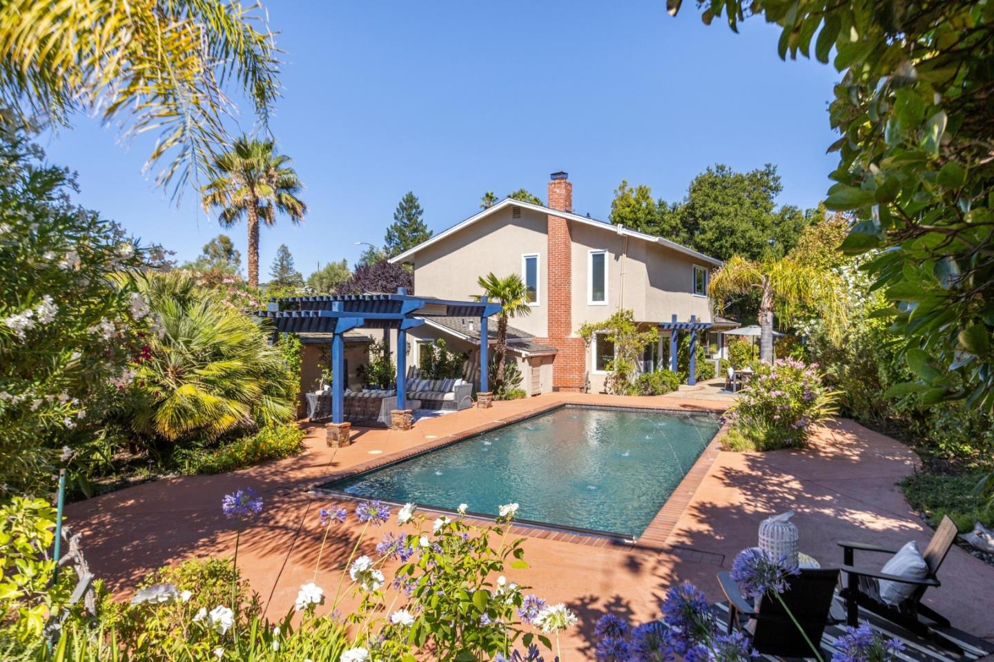 Detail Gallery Image 46 of 82 For 256 Marchmont Ct, Los Gatos,  CA 95032 - 5 Beds | 3/1 Baths