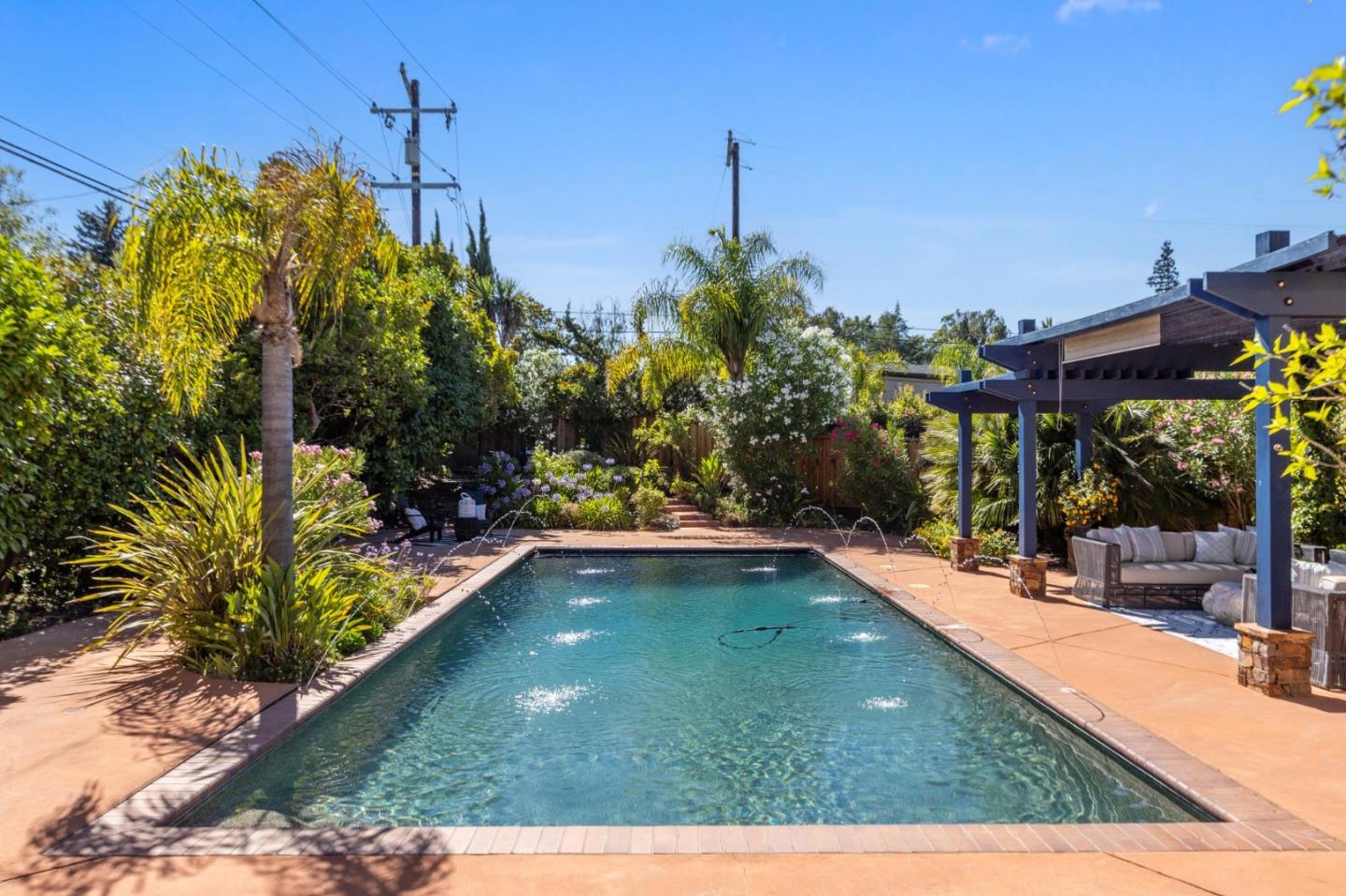 Detail Gallery Image 51 of 82 For 256 Marchmont Ct, Los Gatos,  CA 95032 - 5 Beds | 3/1 Baths