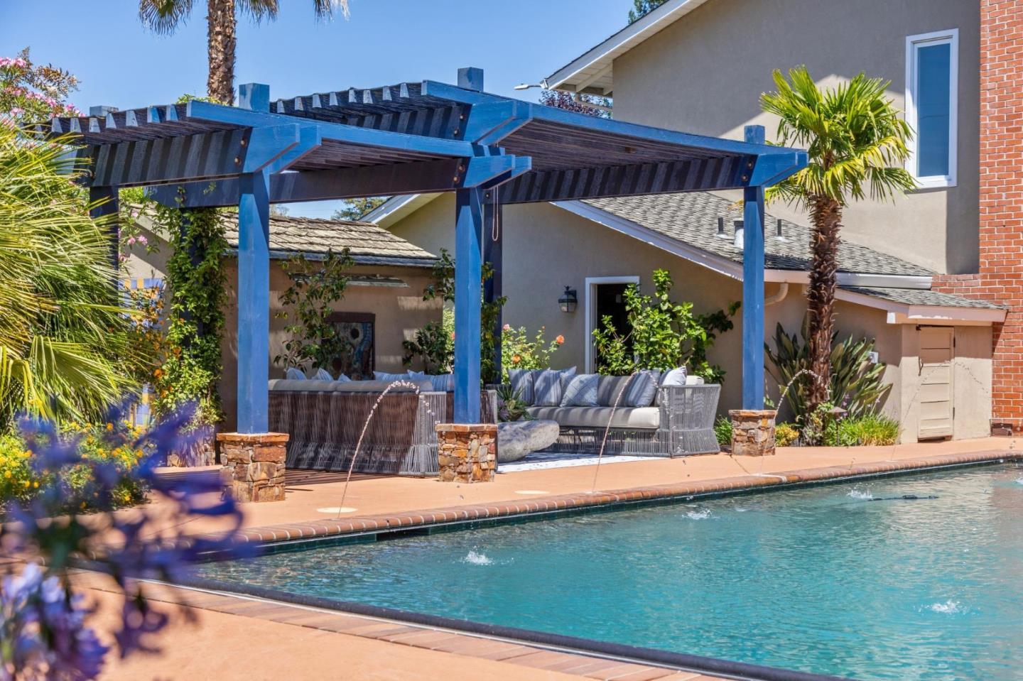 Detail Gallery Image 52 of 82 For 256 Marchmont Ct, Los Gatos,  CA 95032 - 5 Beds | 3/1 Baths