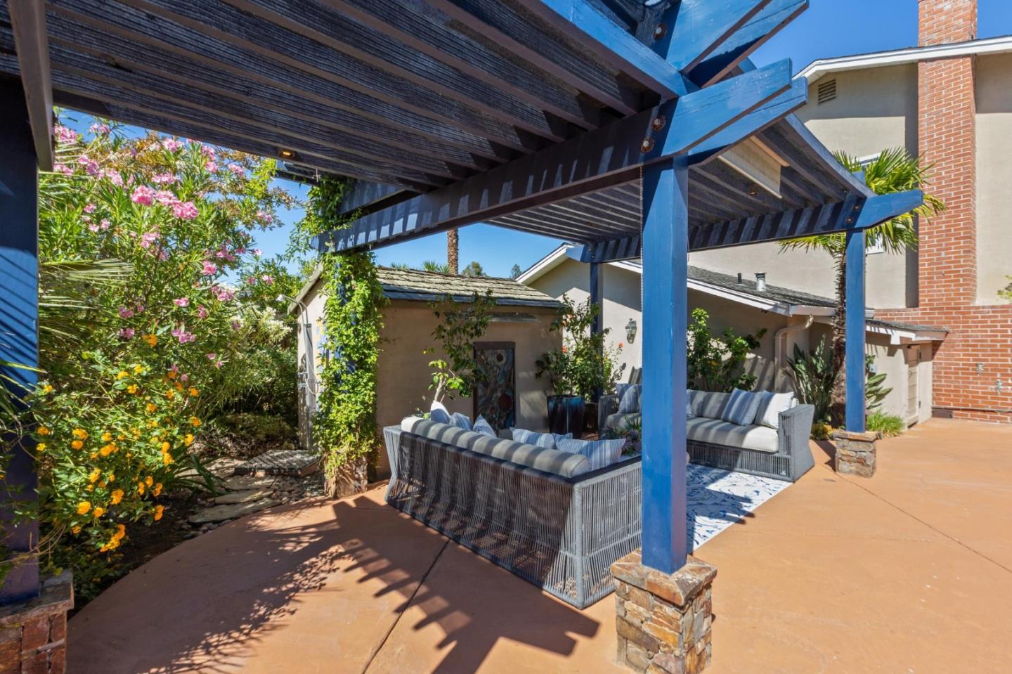 Detail Gallery Image 53 of 82 For 256 Marchmont Ct, Los Gatos,  CA 95032 - 5 Beds | 3/1 Baths