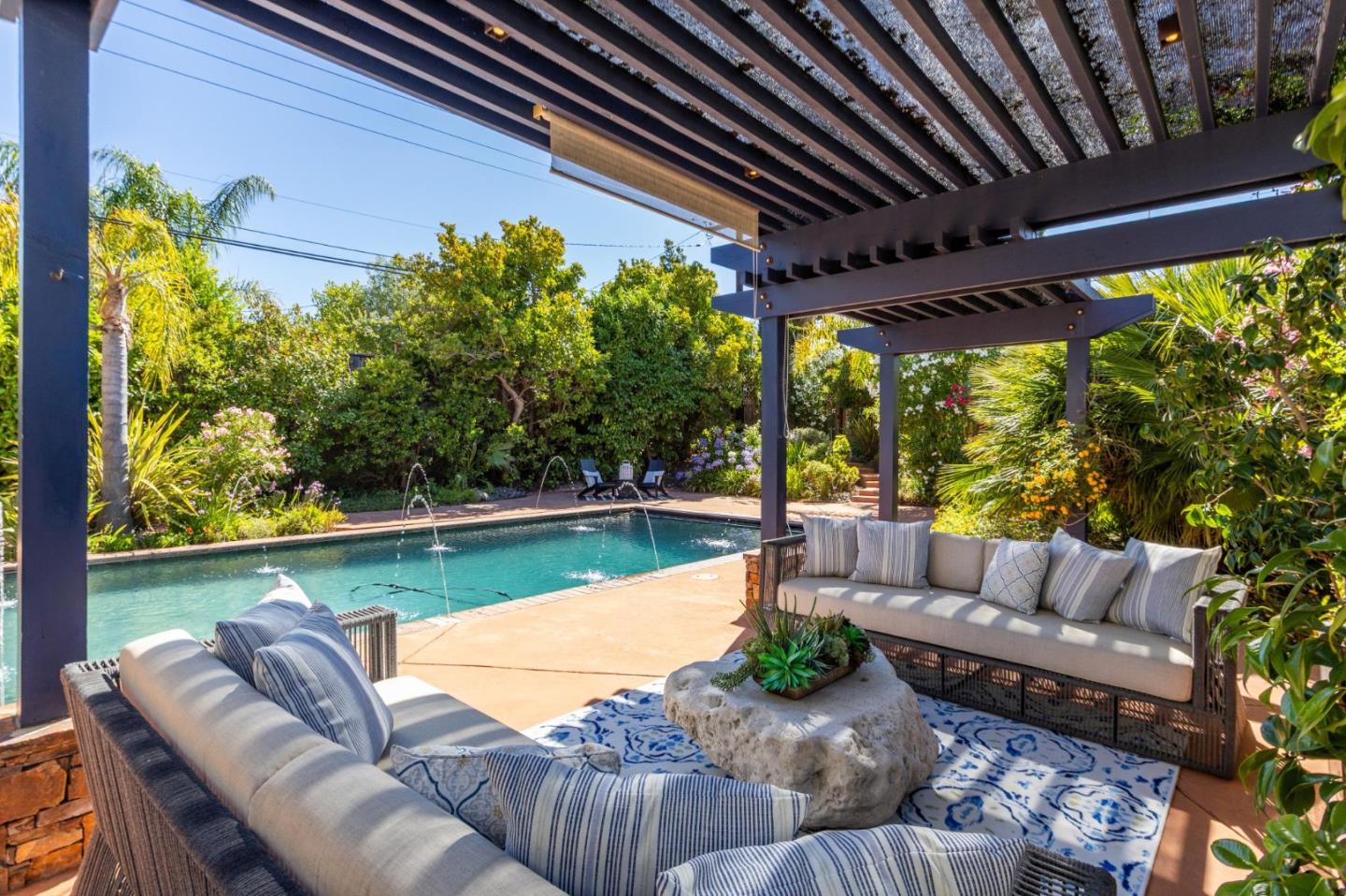 Detail Gallery Image 55 of 82 For 256 Marchmont Ct, Los Gatos,  CA 95032 - 5 Beds | 3/1 Baths