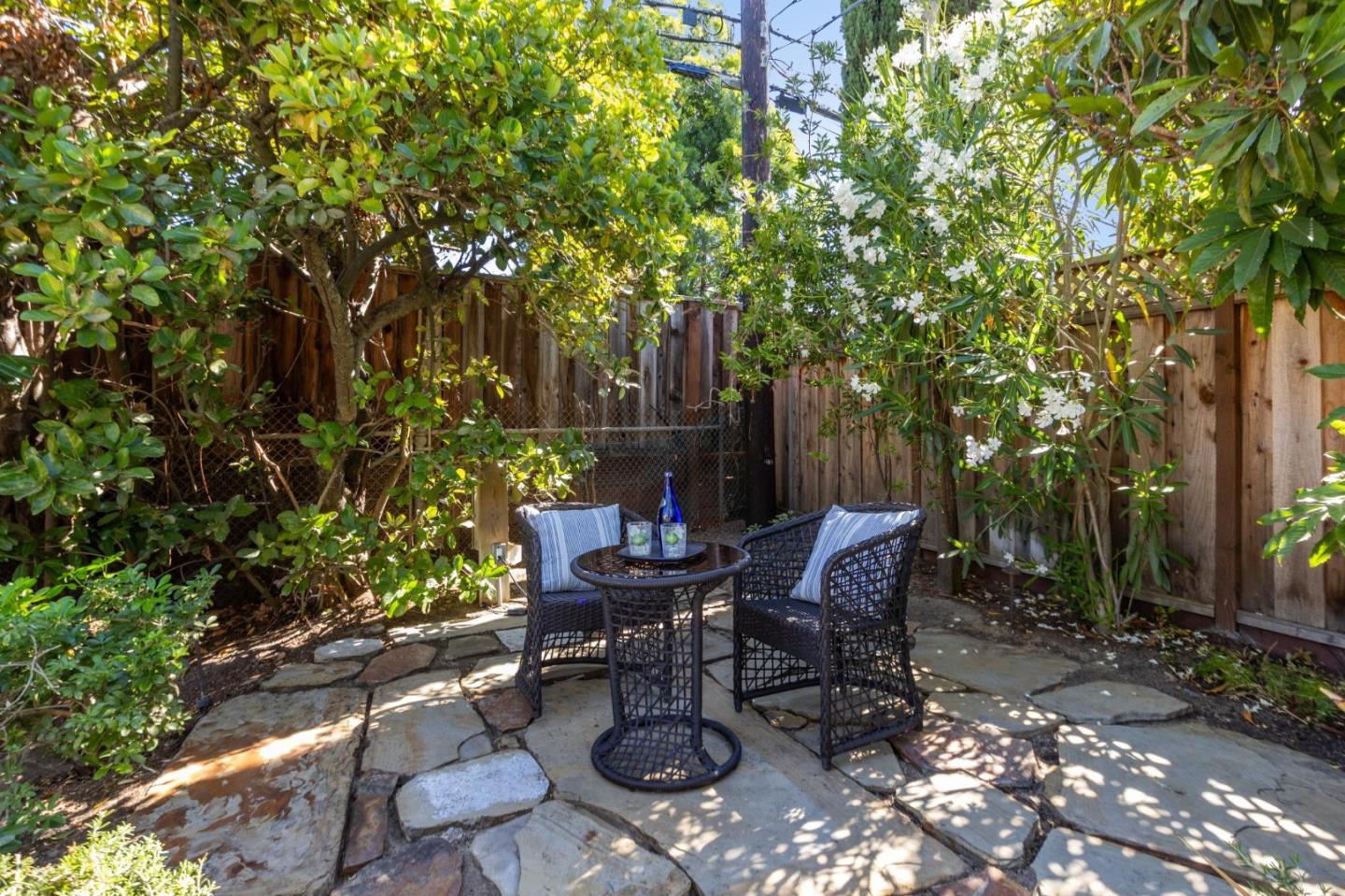 Detail Gallery Image 64 of 82 For 256 Marchmont Ct, Los Gatos,  CA 95032 - 5 Beds | 3/1 Baths
