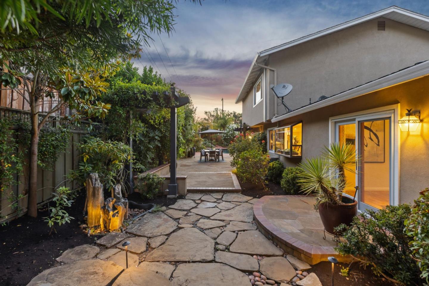 Detail Gallery Image 71 of 82 For 256 Marchmont Ct, Los Gatos,  CA 95032 - 5 Beds | 3/1 Baths