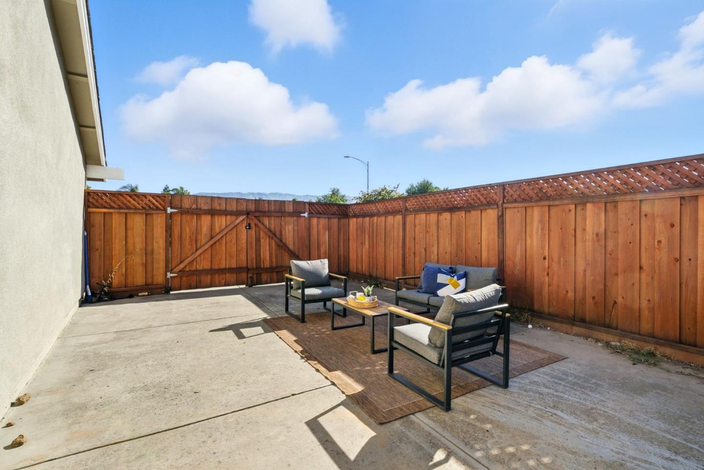 Detail Gallery Image 32 of 80 For 1297 Chesbro Way, Gilroy,  CA 95020 - 5 Beds | 3 Baths