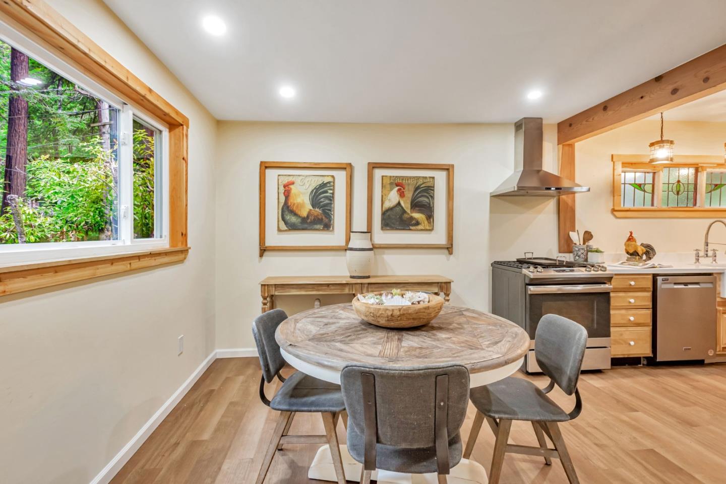 Detail Gallery Image 16 of 36 For 170 Madrone Ave, Pescadero,  CA 94060 - 3 Beds | 2 Baths