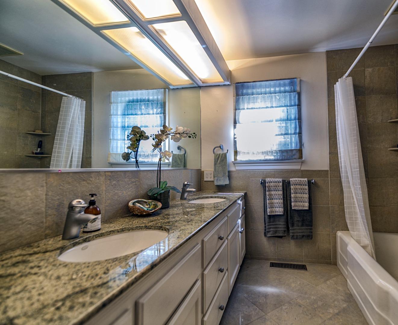 Detail Gallery Image 14 of 25 For 255 University Ave, Los Gatos,  CA 95030 - 3 Beds | 2 Baths