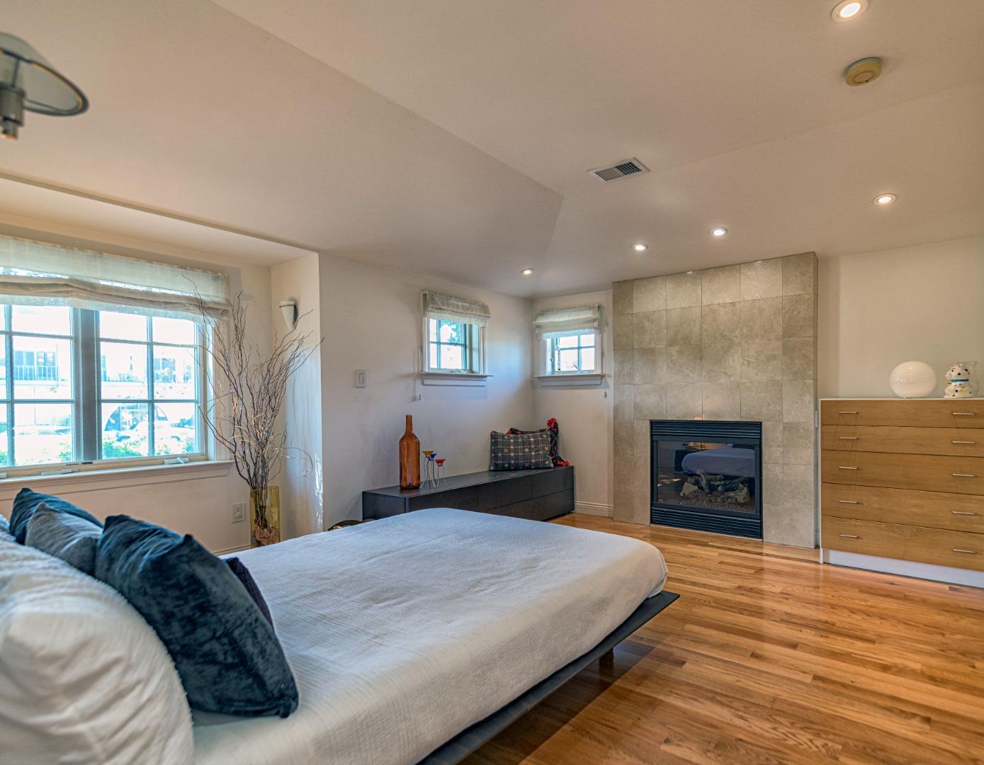 Detail Gallery Image 20 of 25 For 255 University Ave, Los Gatos,  CA 95030 - 3 Beds | 2 Baths