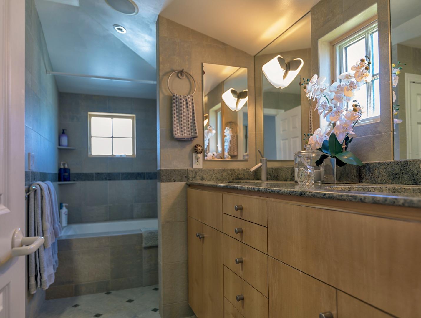 Detail Gallery Image 22 of 25 For 255 University Ave, Los Gatos,  CA 95030 - 3 Beds | 2 Baths