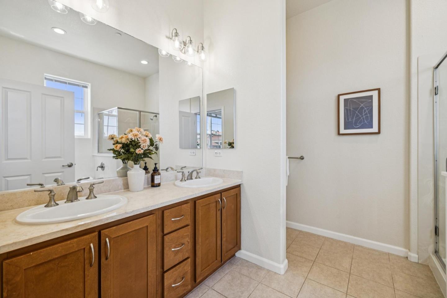 Detail Gallery Image 17 of 37 For 1388 Broadway #109,  Millbrae,  CA 94030 - 3 Beds | 2 Baths