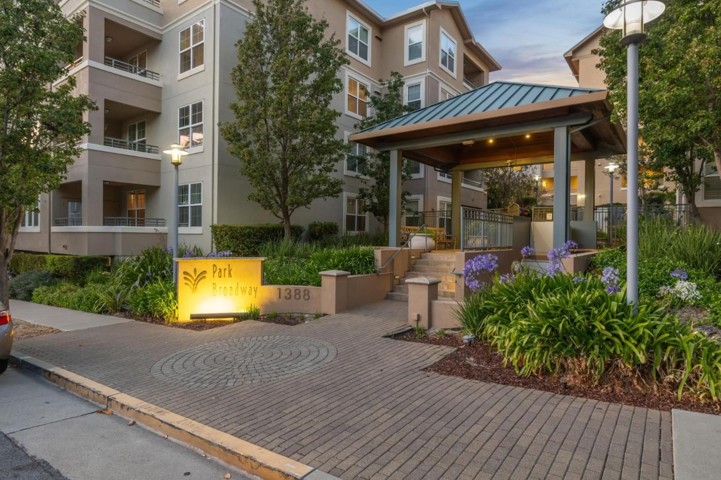 Detail Gallery Image 28 of 37 For 1388 Broadway #109,  Millbrae,  CA 94030 - 3 Beds | 2 Baths
