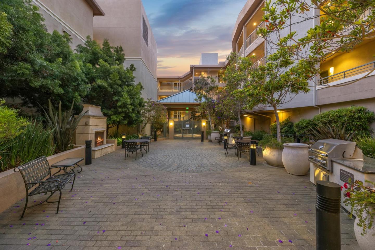 Detail Gallery Image 31 of 37 For 1388 Broadway #109,  Millbrae,  CA 94030 - 3 Beds | 2 Baths