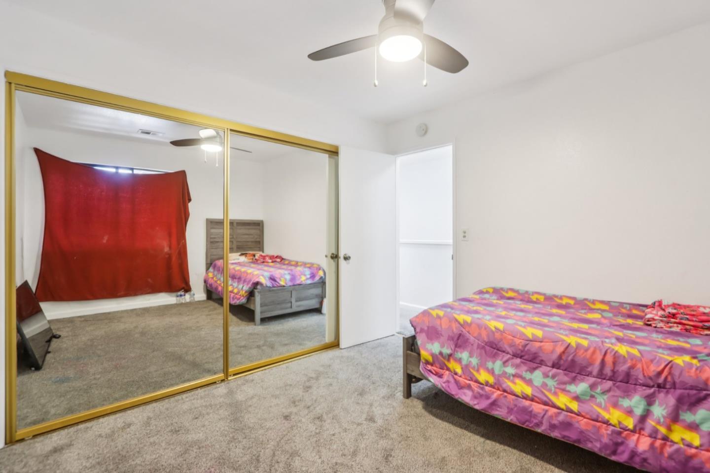 Detail Gallery Image 11 of 27 For 801 Nash Rd #I3,  Hollister,  CA 95023 - 3 Beds | 2/1 Baths