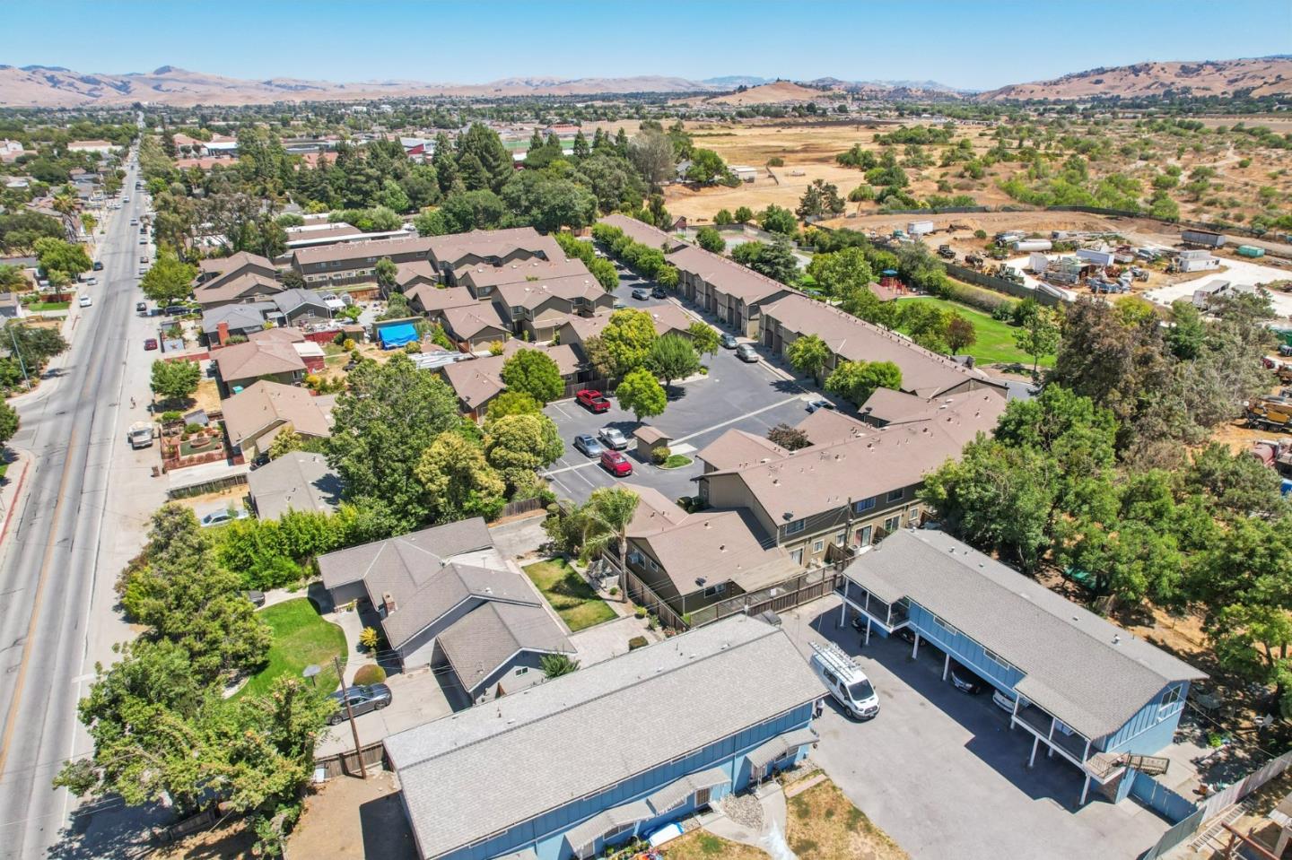 Detail Gallery Image 24 of 27 For 801 Nash Rd #I3,  Hollister,  CA 95023 - 3 Beds | 2/1 Baths
