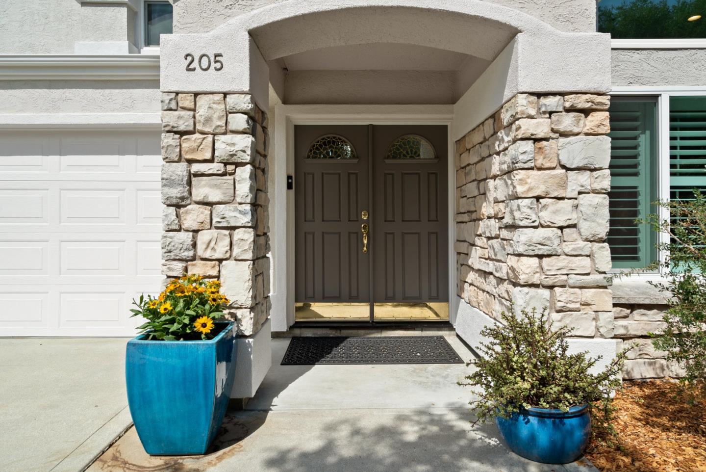 Detail Gallery Image 4 of 57 For 205 Sidesaddle Cir, Scotts Valley,  CA 95066 - 4 Beds | 3 Baths