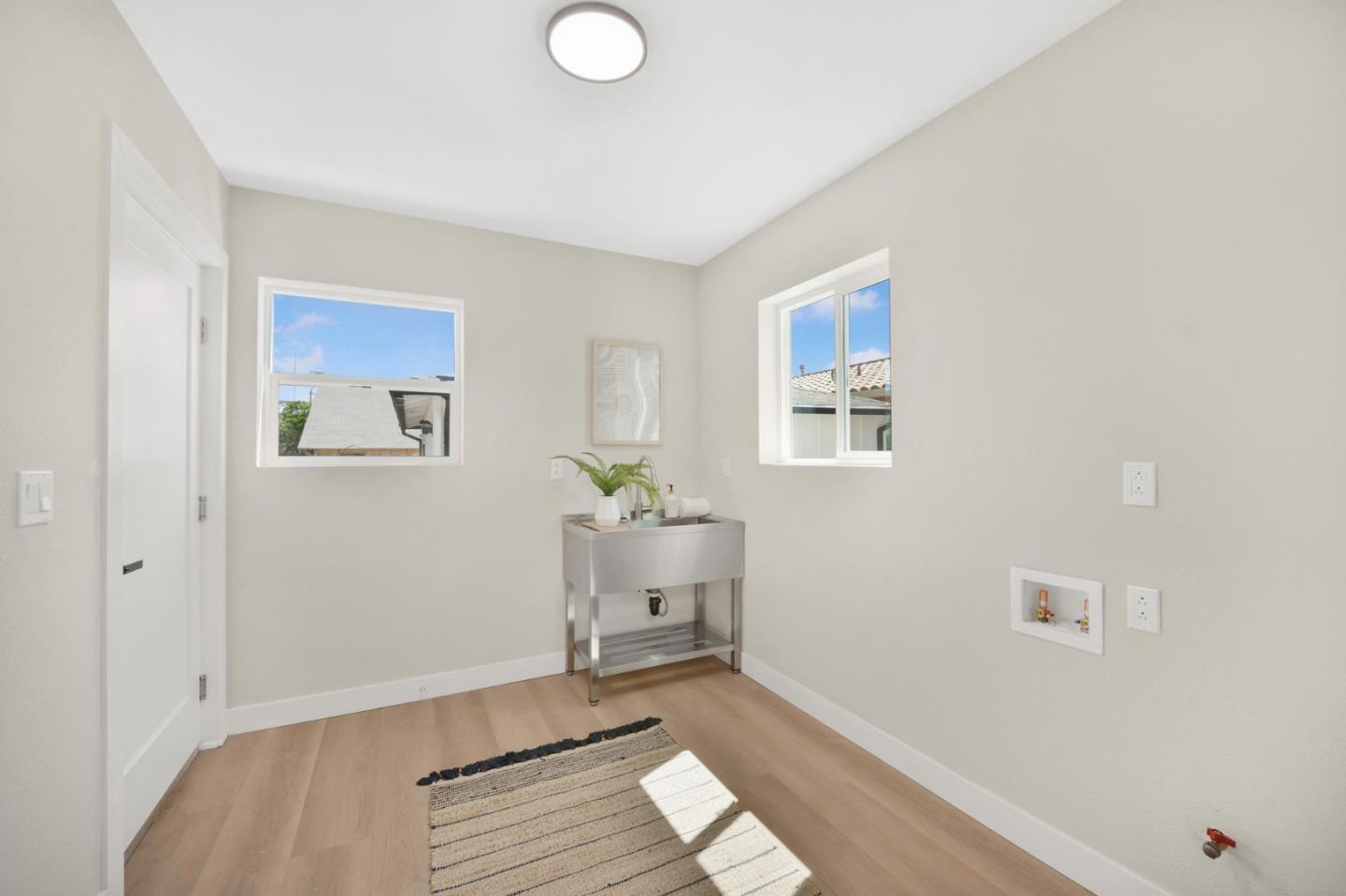 Detail Gallery Image 16 of 24 For 730 Laurel St, San Jose,  CA 95126 - 2 Beds | 2 Baths
