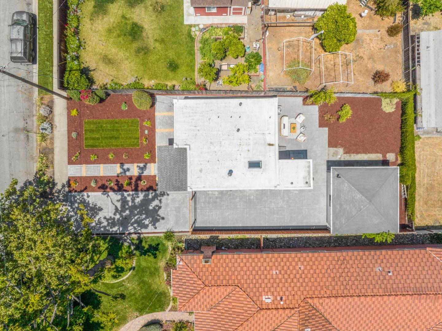 Detail Gallery Image 23 of 24 For 730 Laurel St, San Jose,  CA 95126 - 2 Beds | 2 Baths