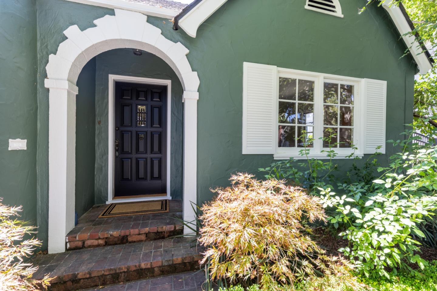 Detail Gallery Image 5 of 31 For 1176 Laurie Ave, San Jose,  CA 95125 - 2 Beds | 1 Baths