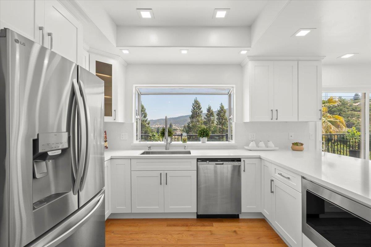 Detail Gallery Image 14 of 146 For 1501 Welburn Ave, Gilroy,  CA 95020 - 5 Beds | 3/1 Baths