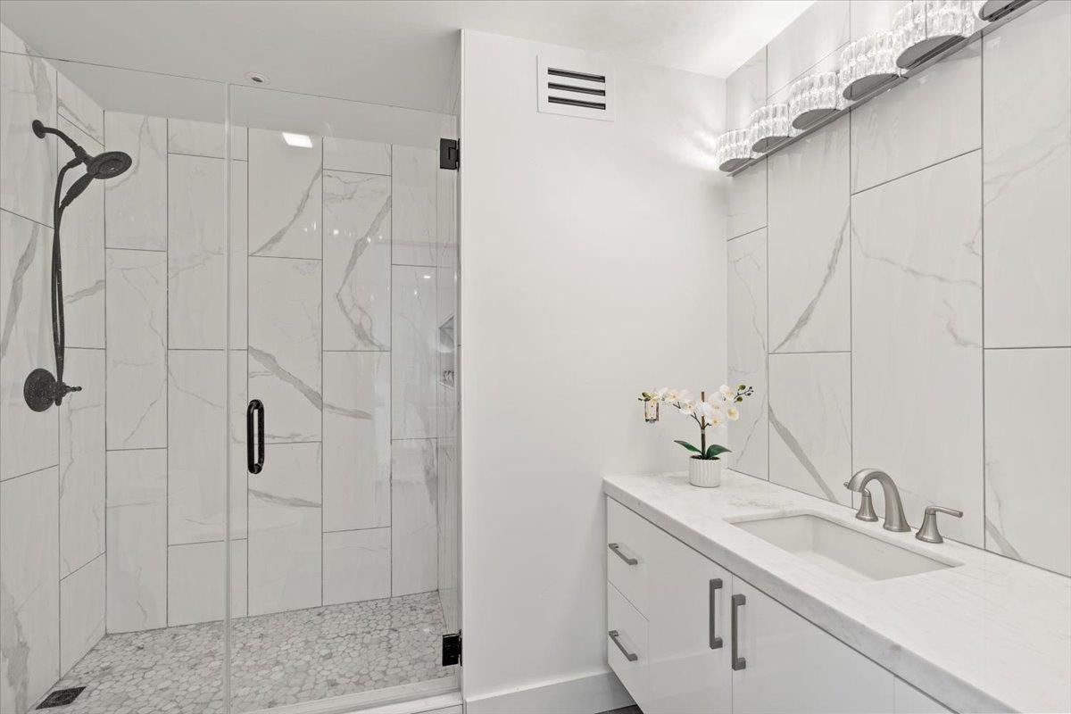 Detail Gallery Image 140 of 146 For 1501 Welburn Ave, Gilroy,  CA 95020 - 5 Beds | 3/1 Baths